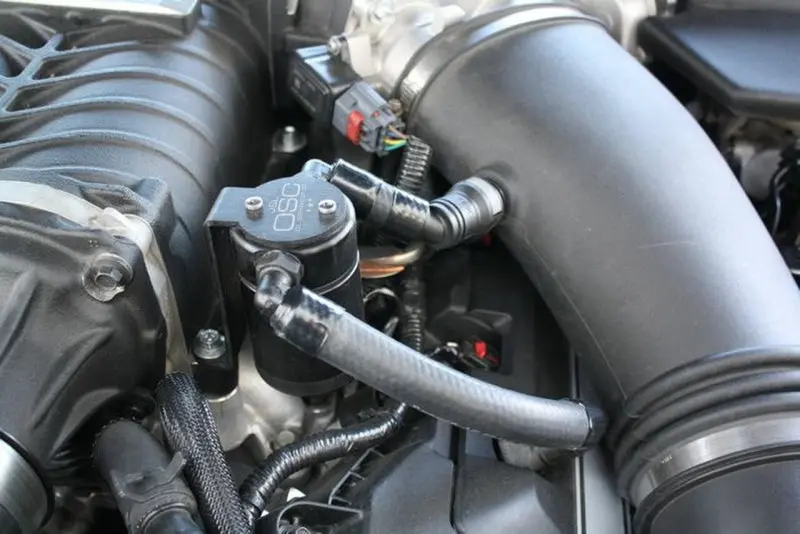 J&L 11-17 Ford Mustang Gt (W/Roush/Vmp Supercharger) Driver Side Oil Separator 3.0 - Black Anodized 1