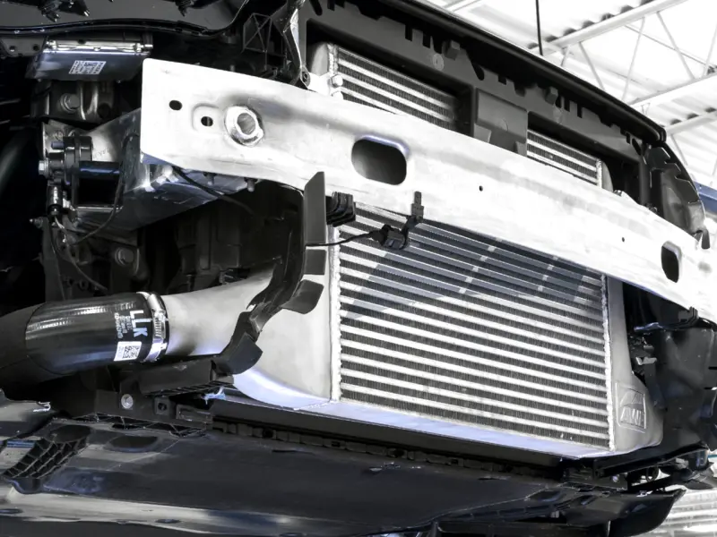 Awe Tuning 2018-2019 Audi B9 S4 / S5 Quattro 3.0T Cold Front Intercooler Kit 2