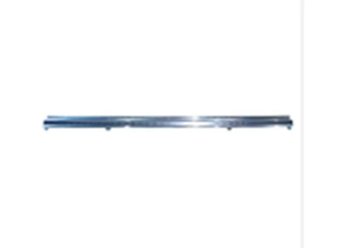 Grille Upper Molding; Bronco 80-86 Excluding Xl 1
