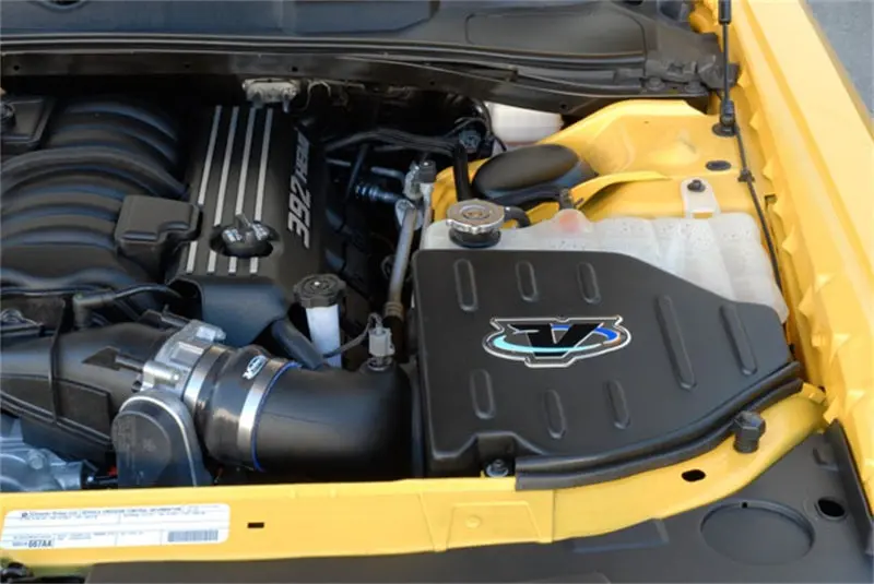 Volant Chrysler/Dodge 12-13 300/Charger/11-13 Challenger 6.4L Closed Box Air Intake System 2