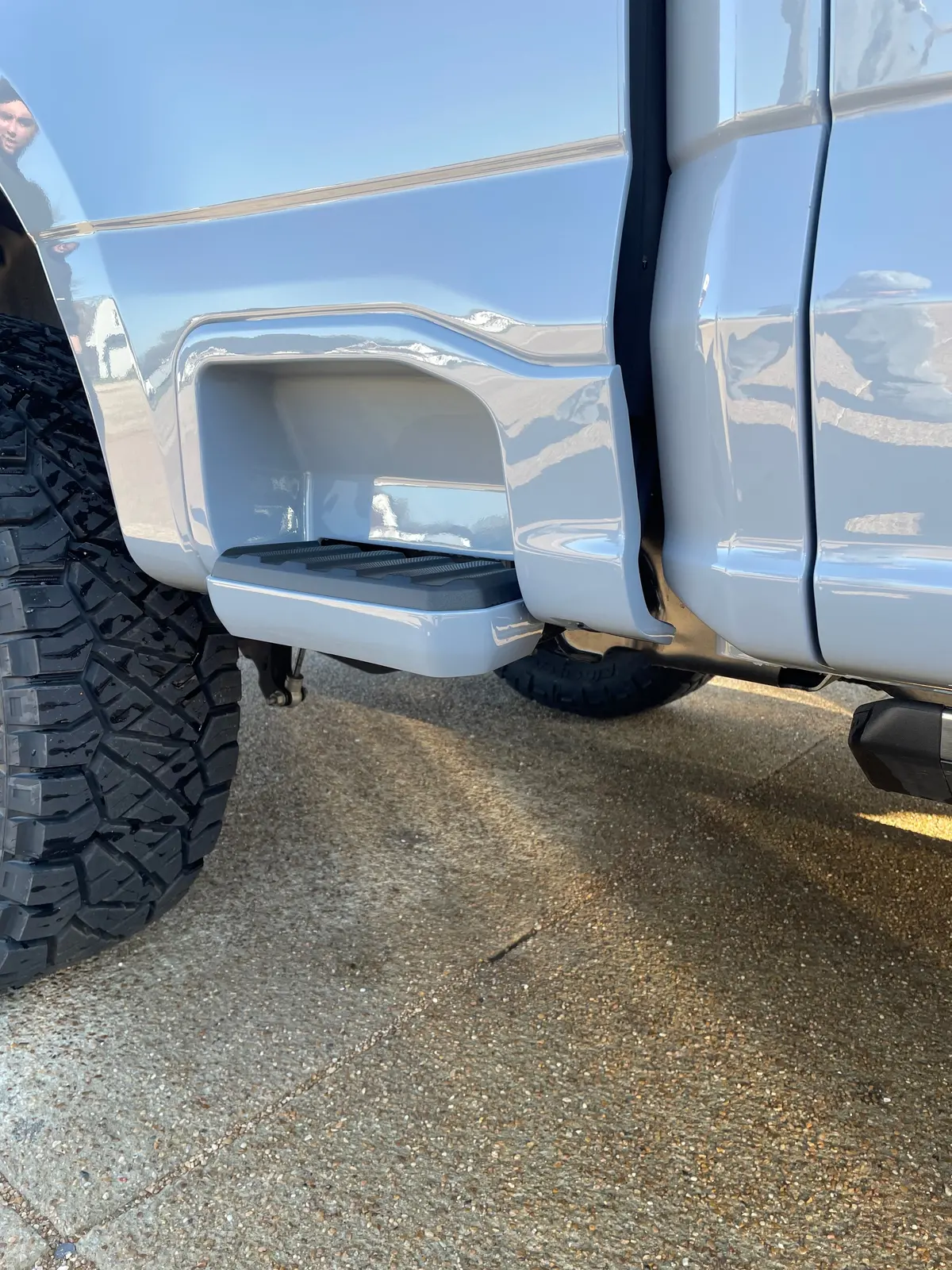 2023+ Ford Superduty Bed Steps Shrouds Colormatched 1