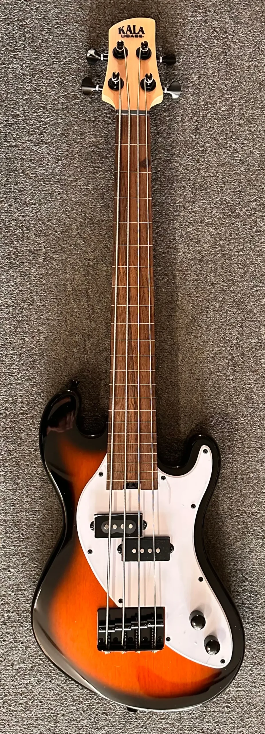 Kala Fretless Solid Body 4-String Electric Bass Tobaccoburst Ubass-Sb-Tb-Fl 1