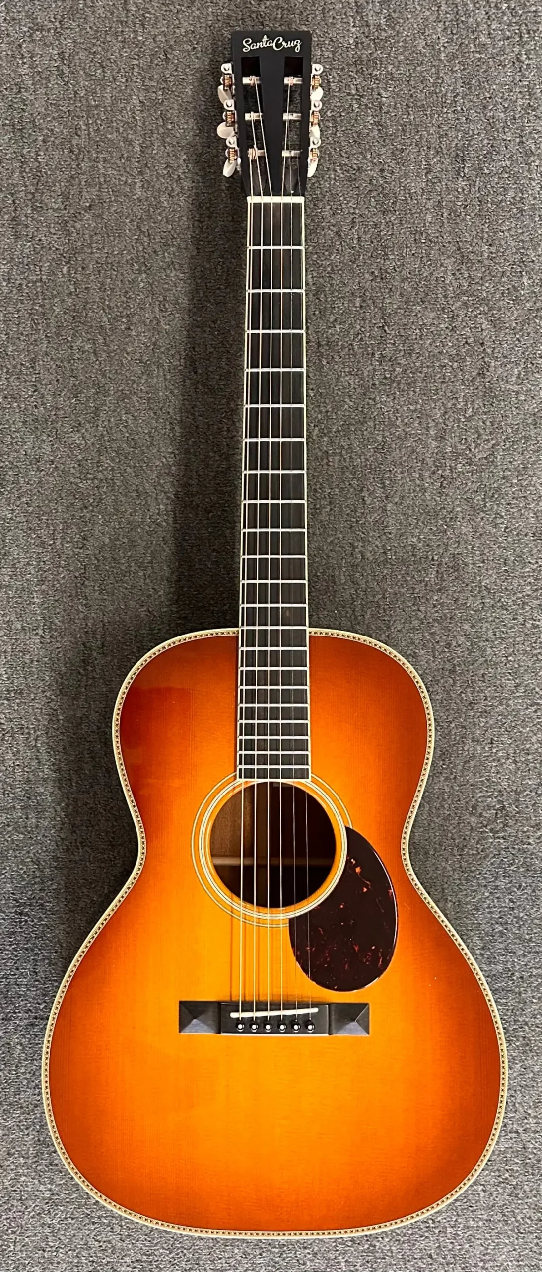 Santa Cruz H13 - Pre-Owned In Brand New Condition 1
