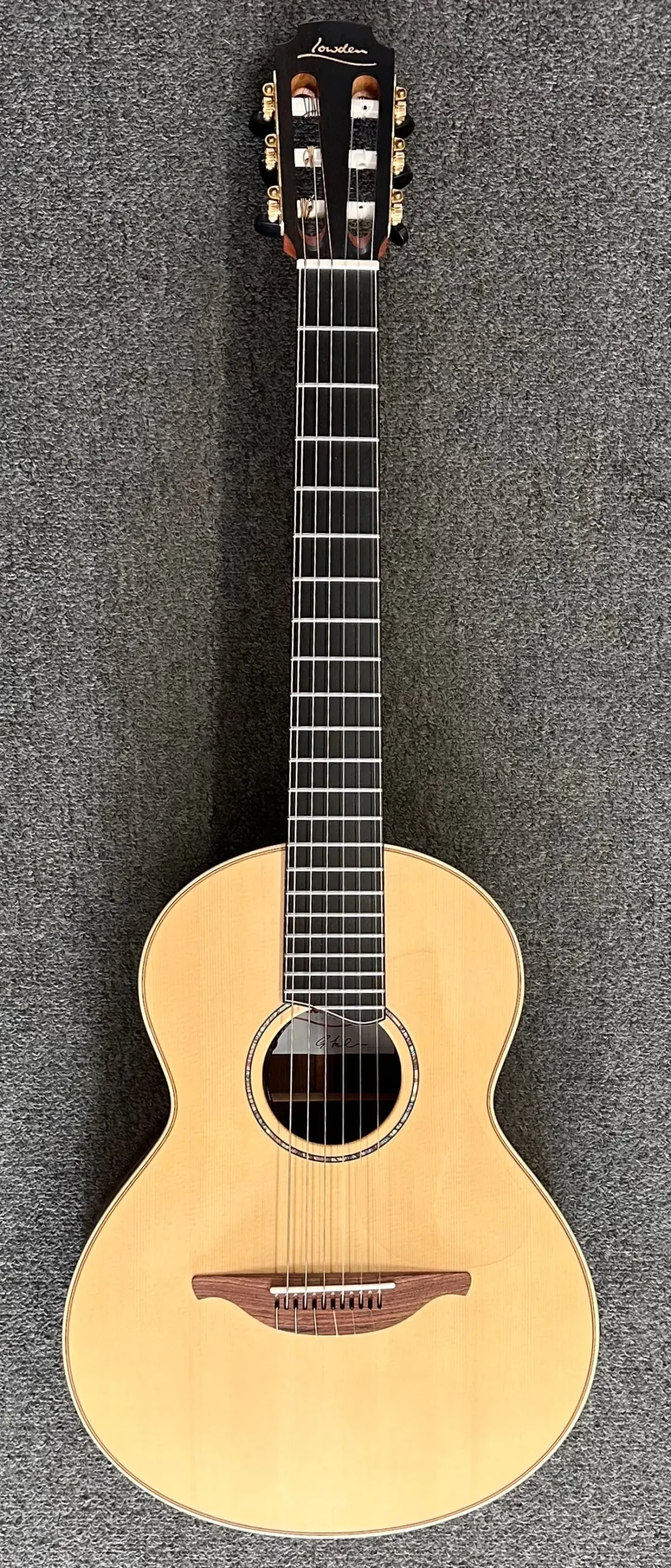 Lowden 35J Aaaa Alpine Spruce - "Wee" Nylon String Jazz Model - 2022 1