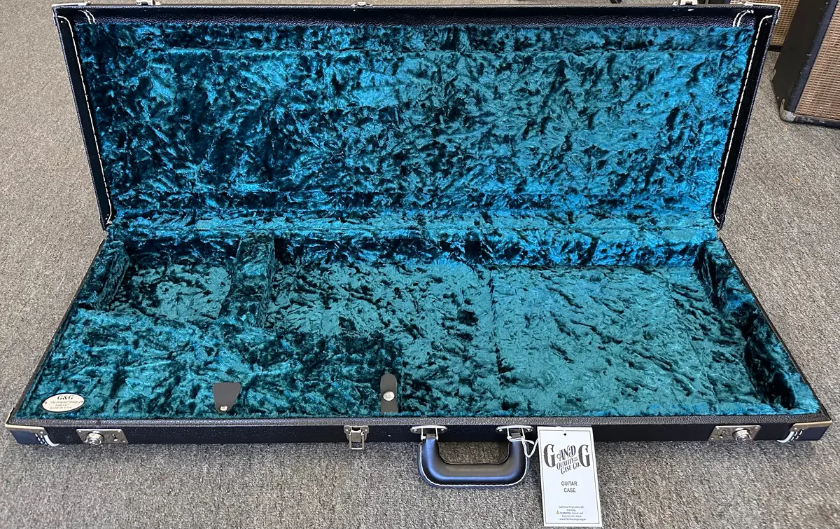 G&G Deluxe Jazz Bass Case Black/Teal Poodle 1
