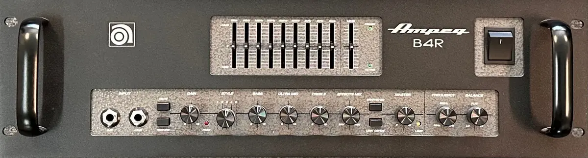 Ampeg B4r 1000 Watt Solid State Head - Rack Mountable 1