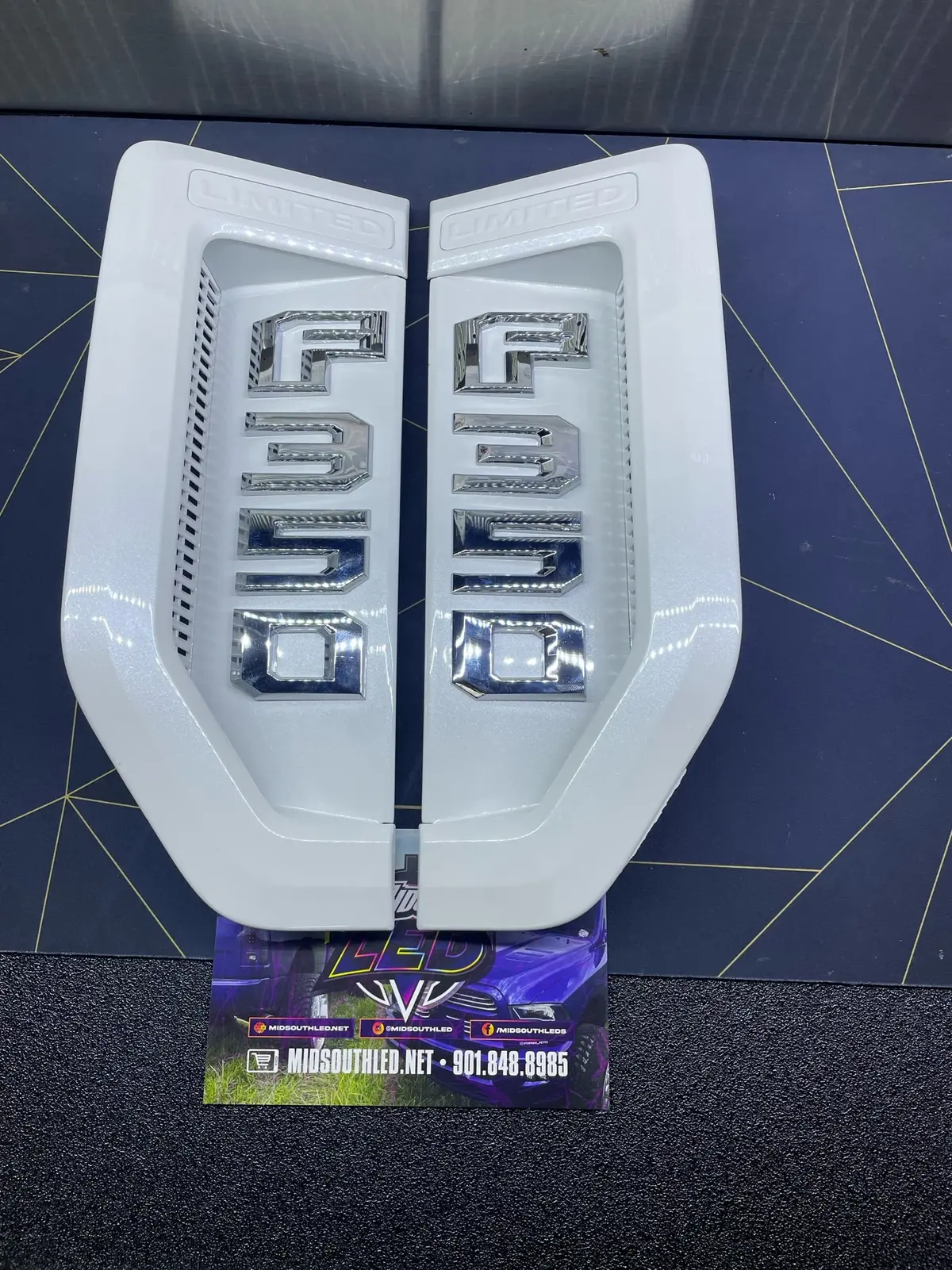 2017+ Super Duty Fender Badges 1