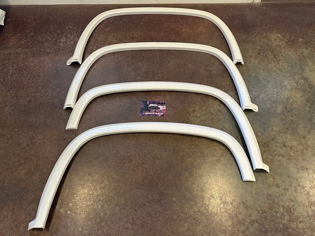 2020-2025 Silverado Hd Painted Fender Flares 1