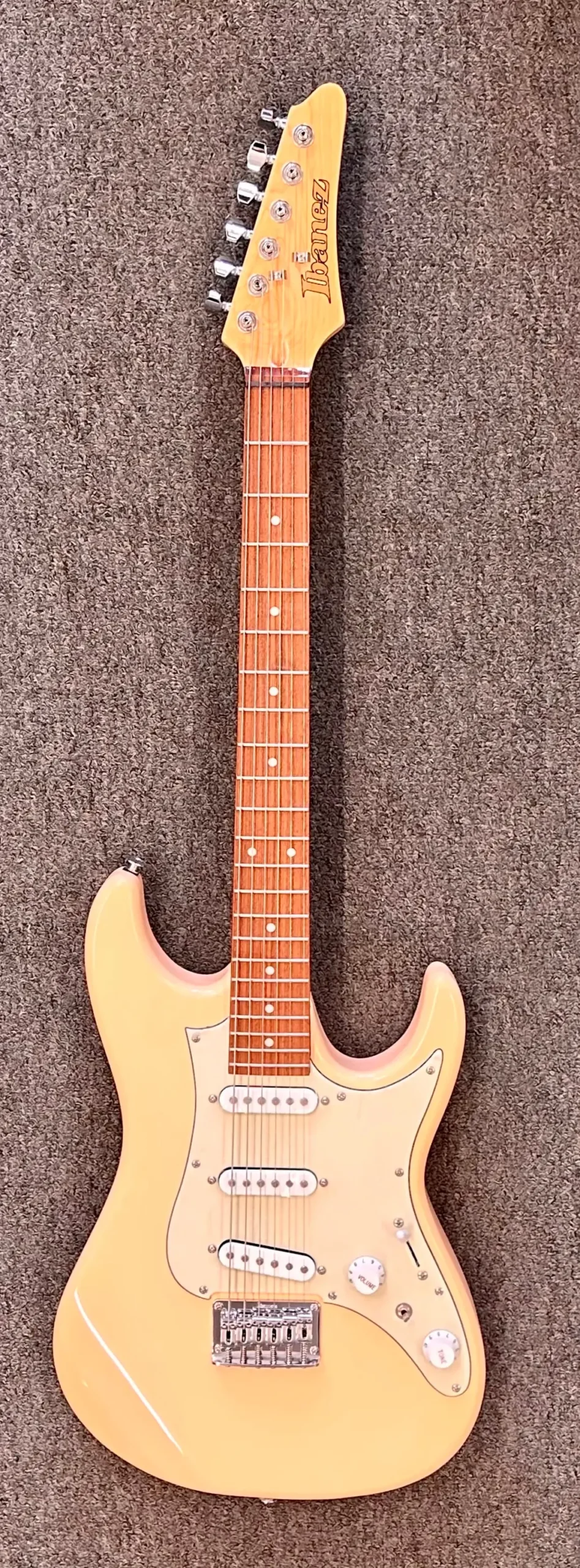 Ibanez Azes31-Iv Electric Guitar In Ivory-Brand New 1