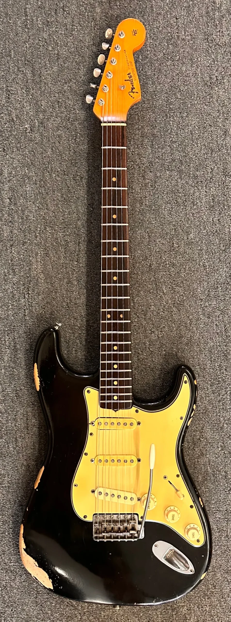 1964 Fender Stratocaster With 60'S Fender Case 1