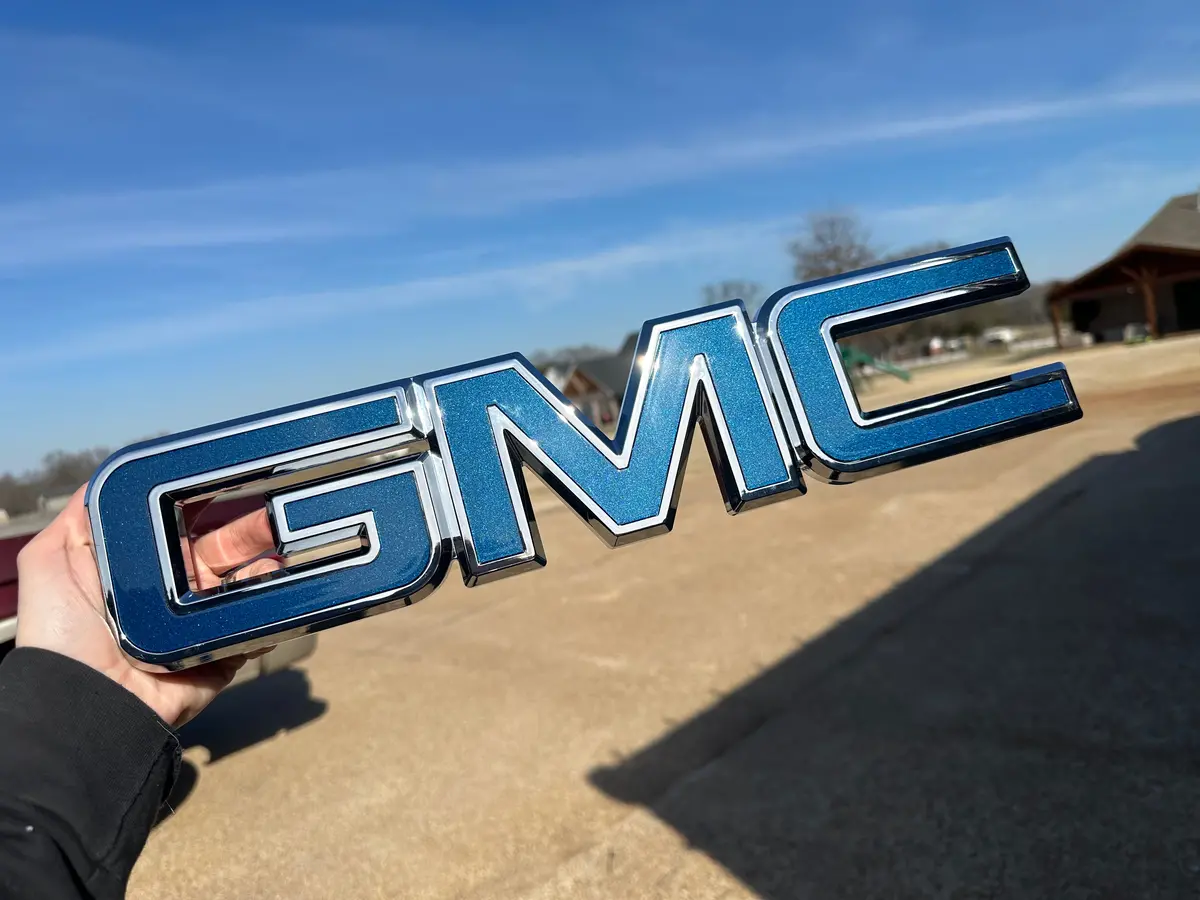 2014-2019 Gmc Sierra Emblems Colormatched 2