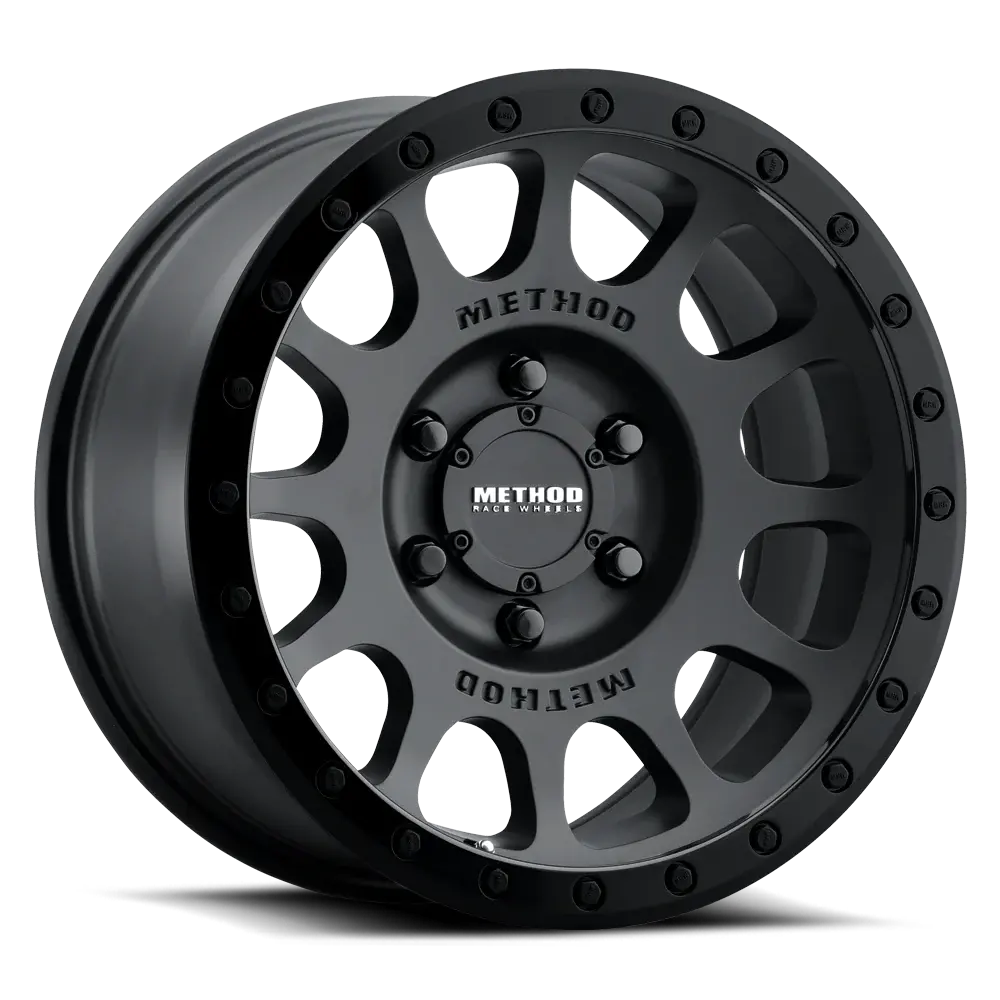 Mr305 | Matte Black - Gloss Black Lip 1