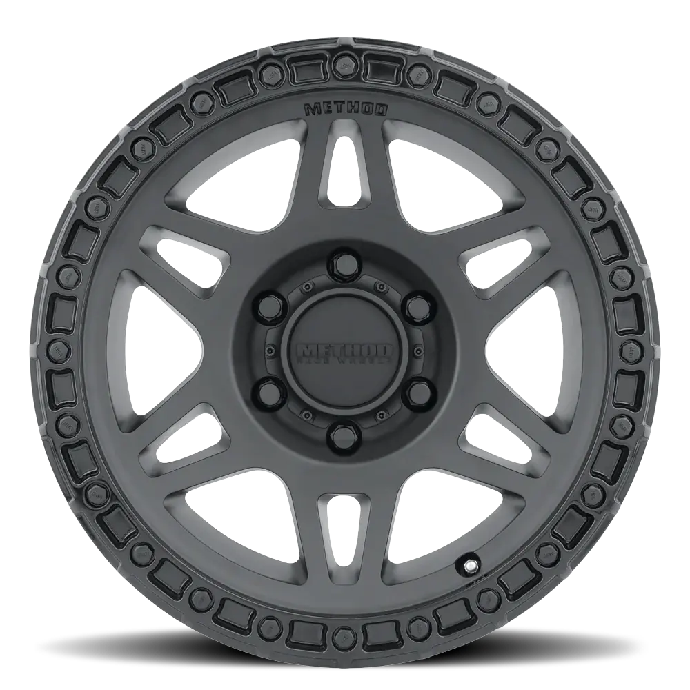 Mr312 | Matte Black - Gloss Black Lip 2