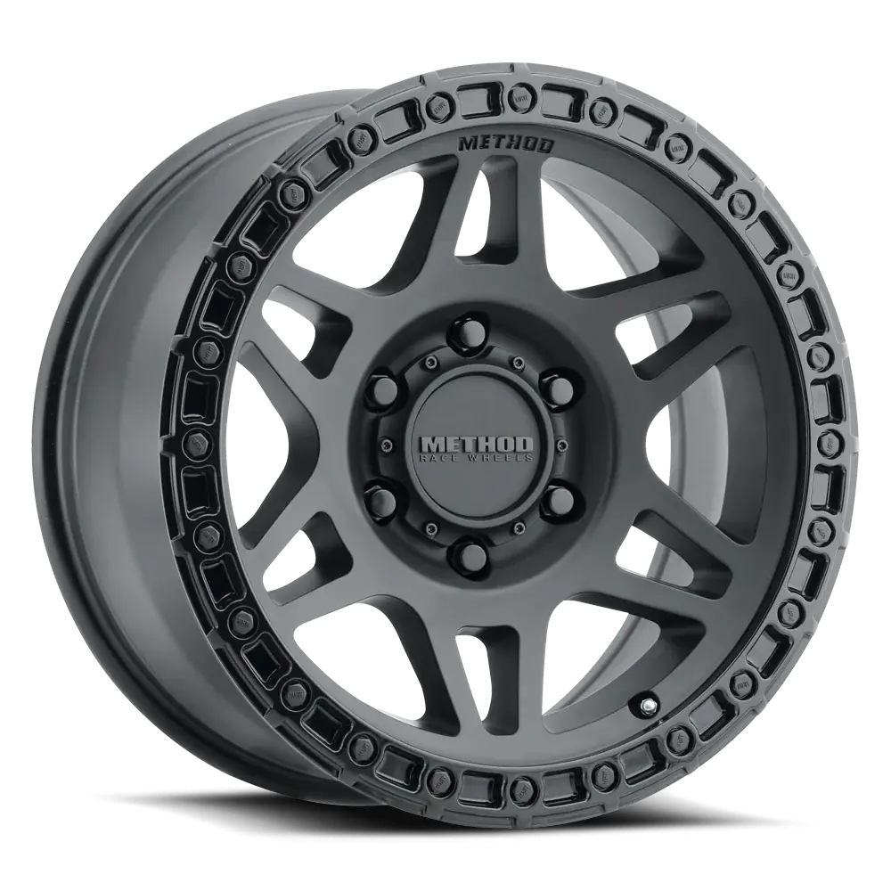 Mr312 | Matte Black - Gloss Black Lip 1