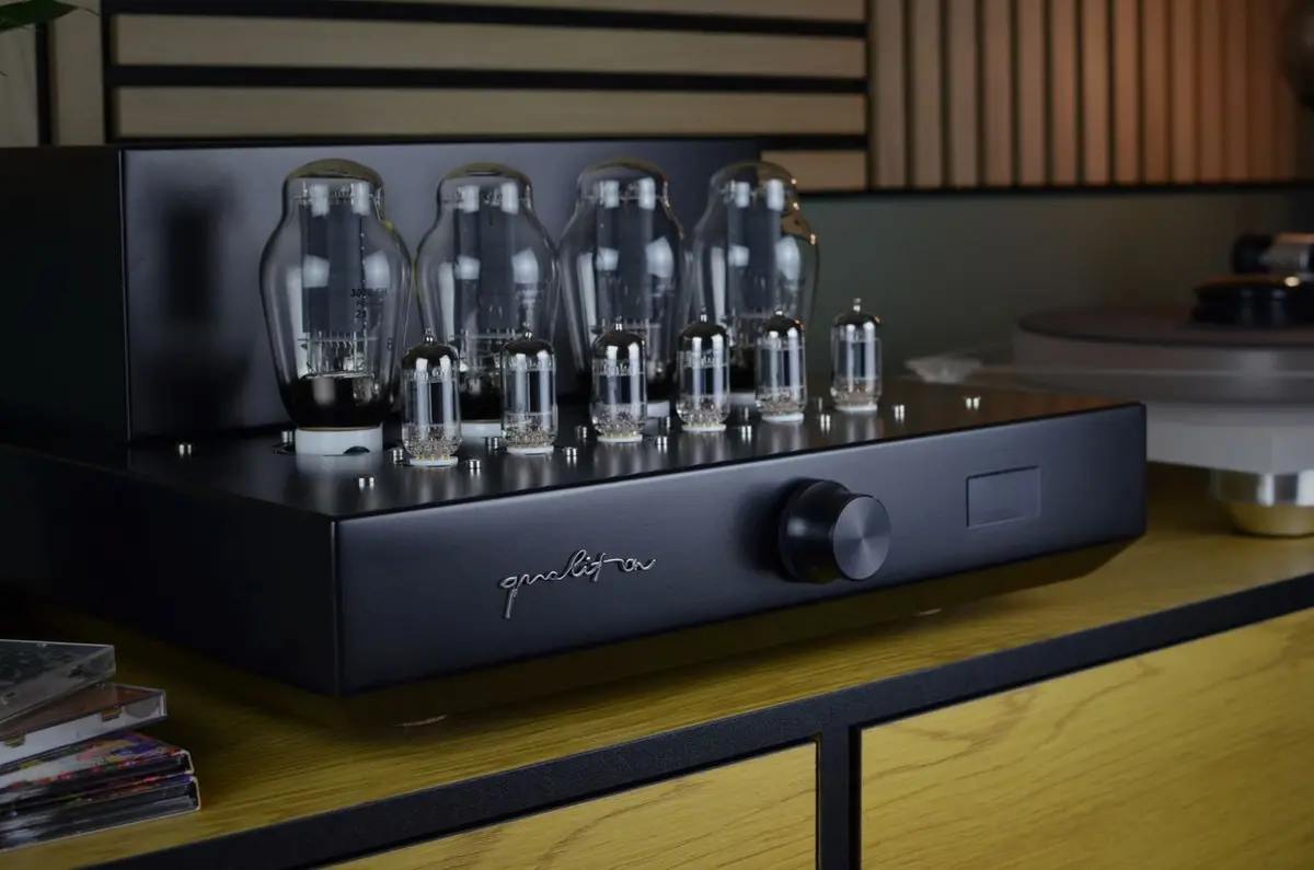 Audio Hungary Qualiton 300B Amplifier 1