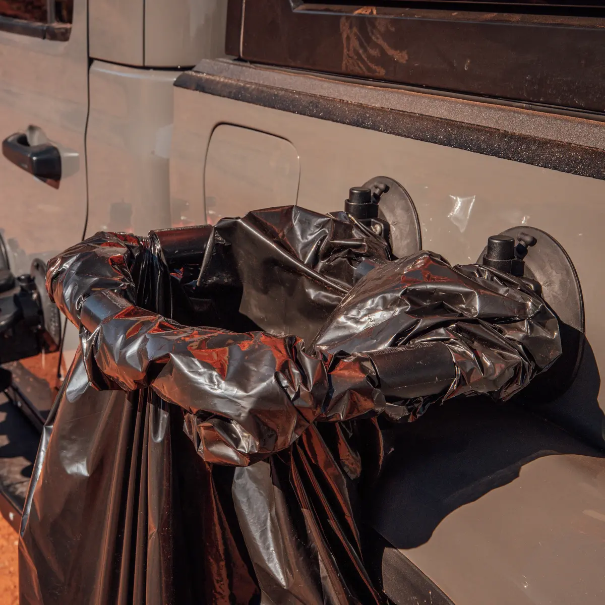 Trash Bag Holder 2