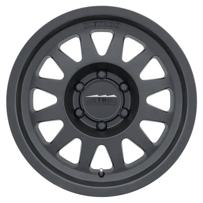 Method Mr704 17X8.5 0Mm Offset 6X5.5 106.25Mm Cb Matte Black Wheel 1