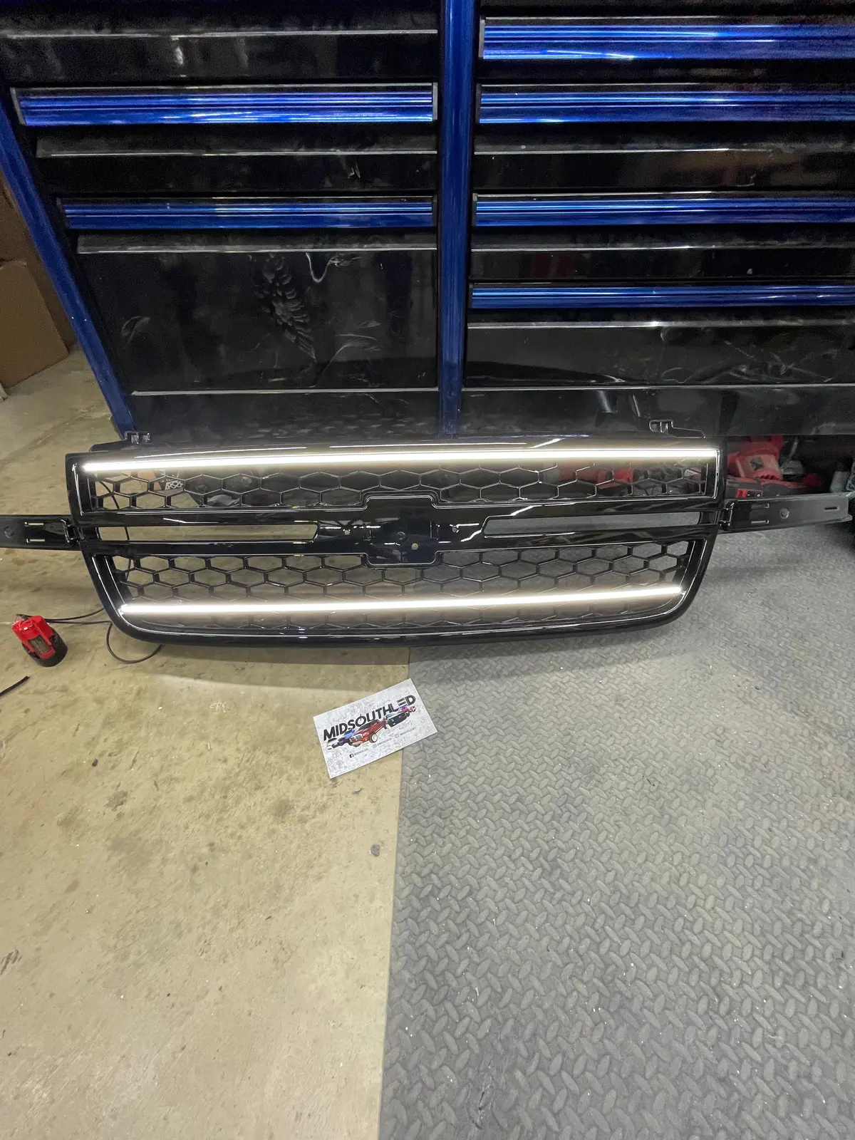 2003-2007 Silverado Hd Grille Lights (Dual Bars) 1
