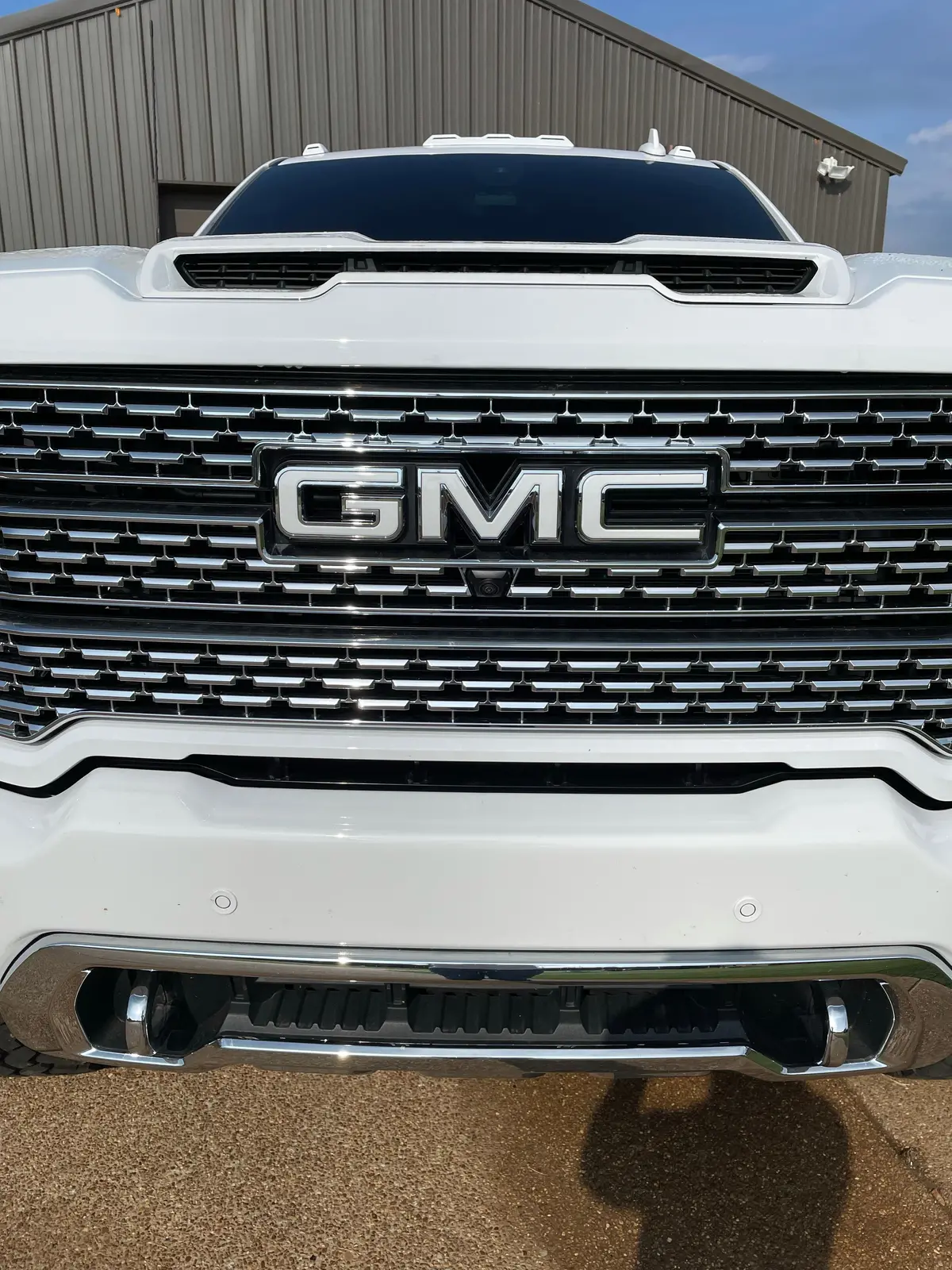 2019-2025 Gmc Front And Rear Emblems Colormatched 1