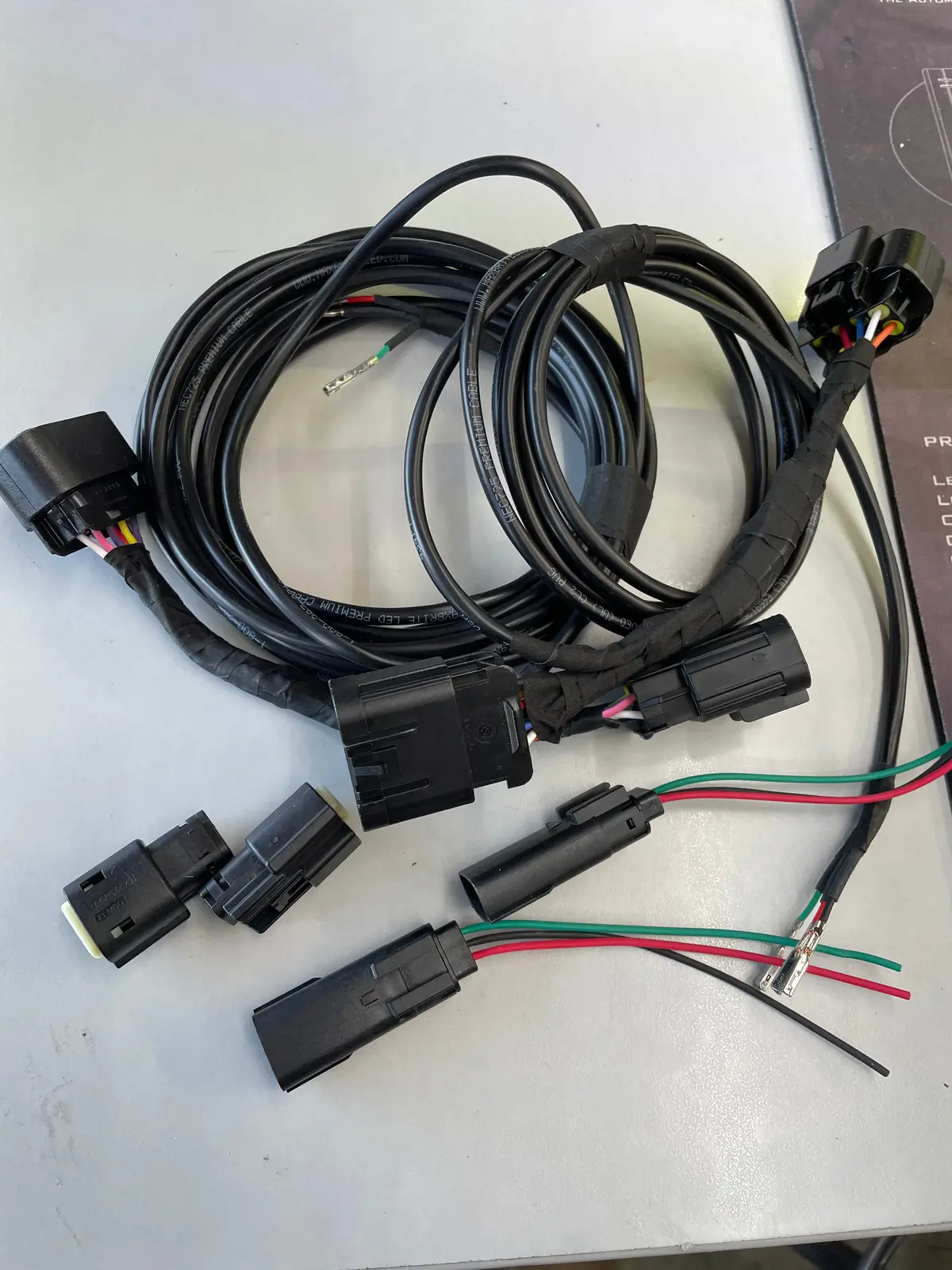2014-2019 Gm Led Door Handle Plug & Play Harness 1