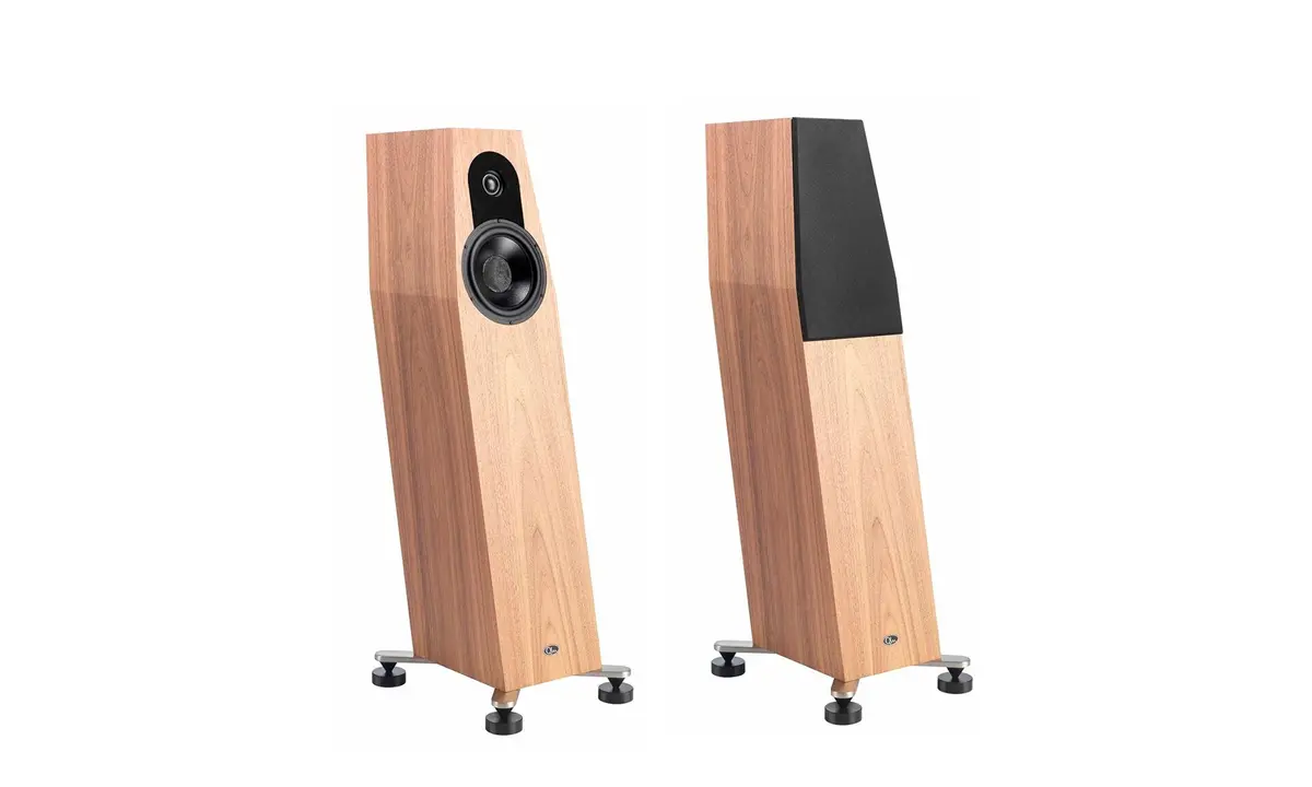 Qln Prestige Three Gen2 Floorstanding Speakers 1