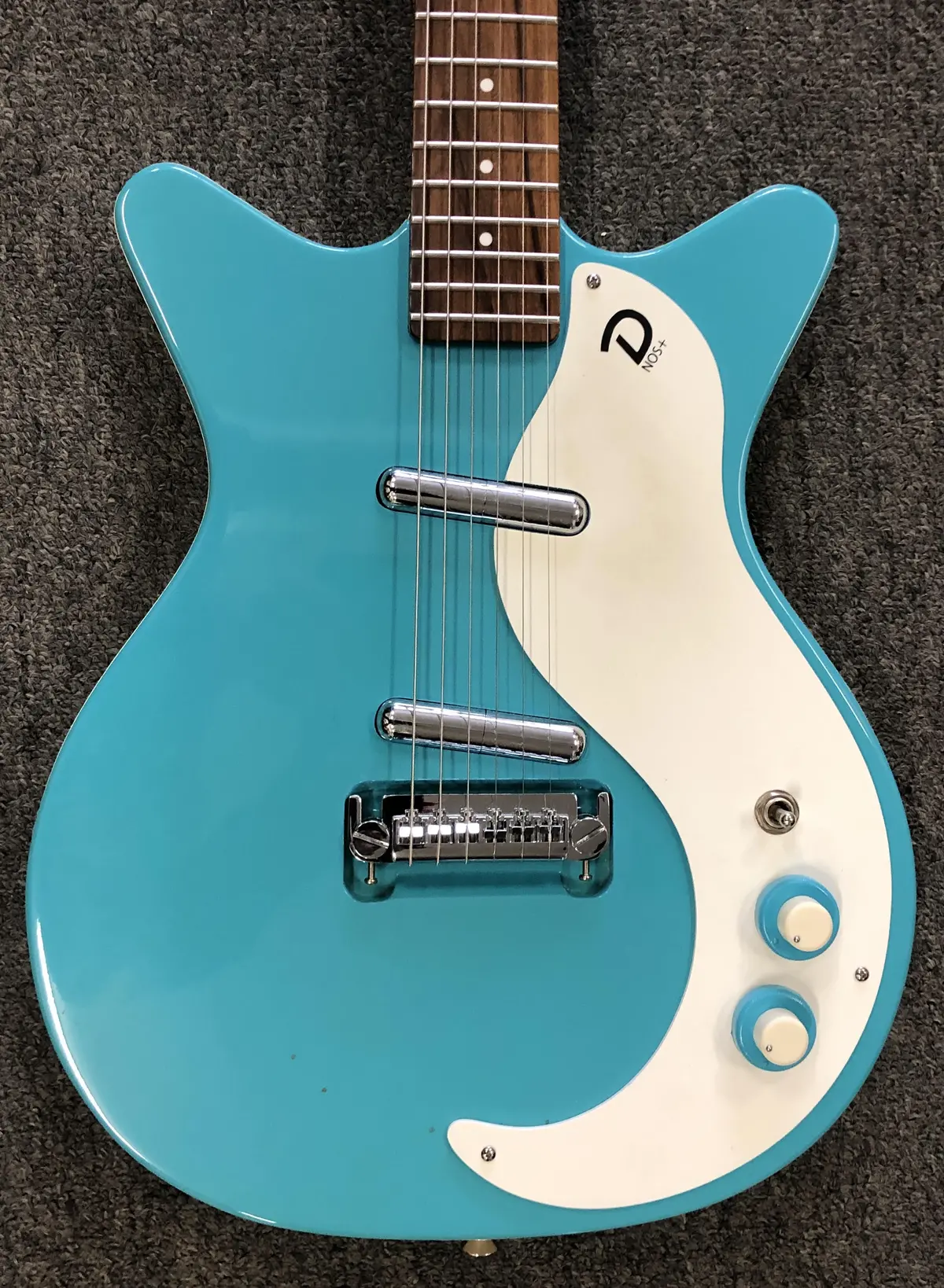Danelectro D59m-Nos+ Baby Come Back Blue-Pre Owned 2