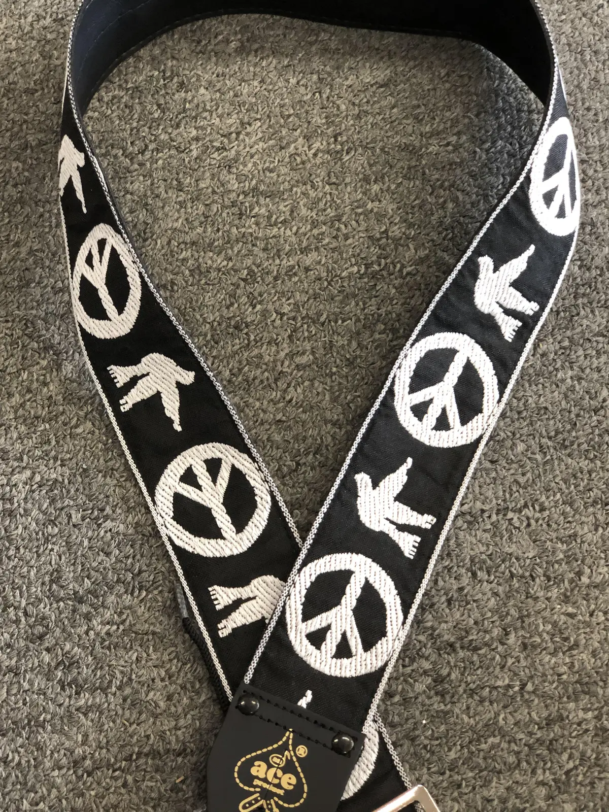 Ace "Peace Doves" 2" Guitar Strap Ace-06 1